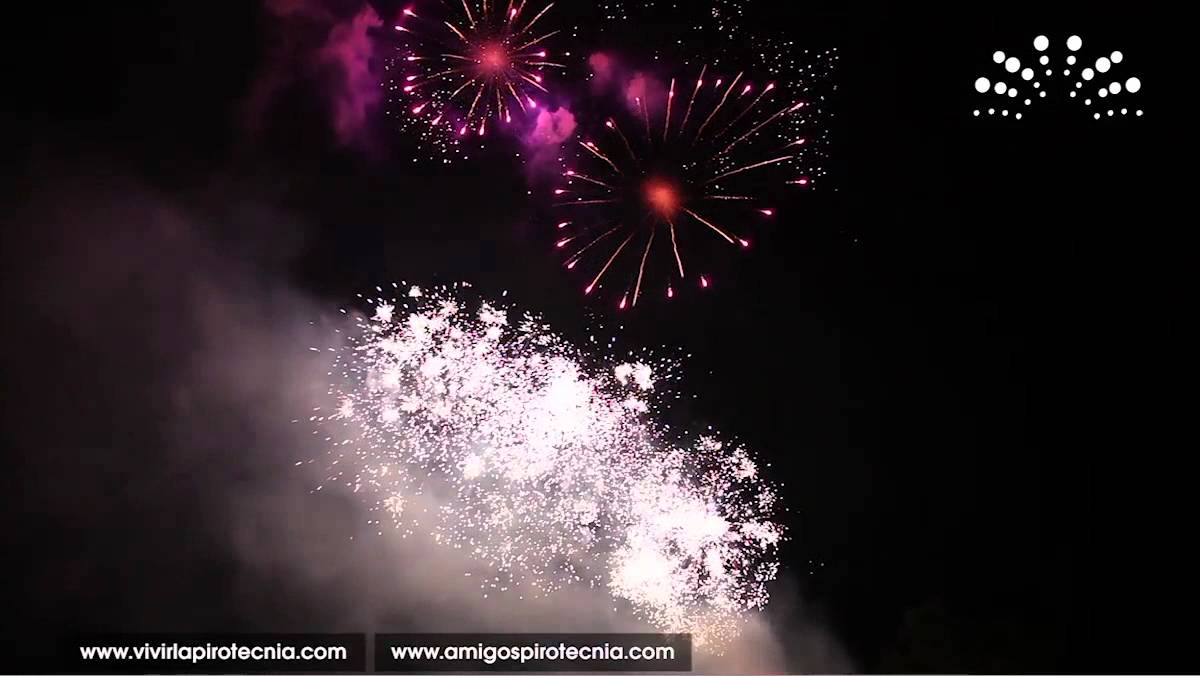 Castillo de Fuegos Artificiales Crida Fallas 2013. Valencia. Pirotecnia Valenciana