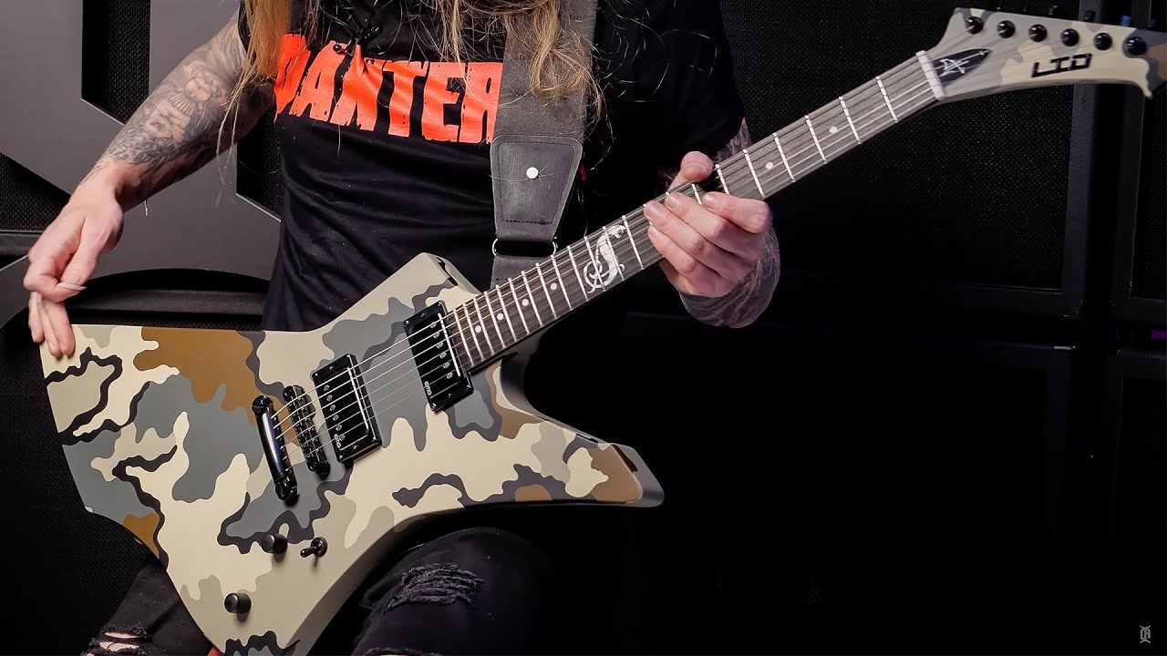ESP LTD Snakebyte - CAMO JAMES HETFIELD