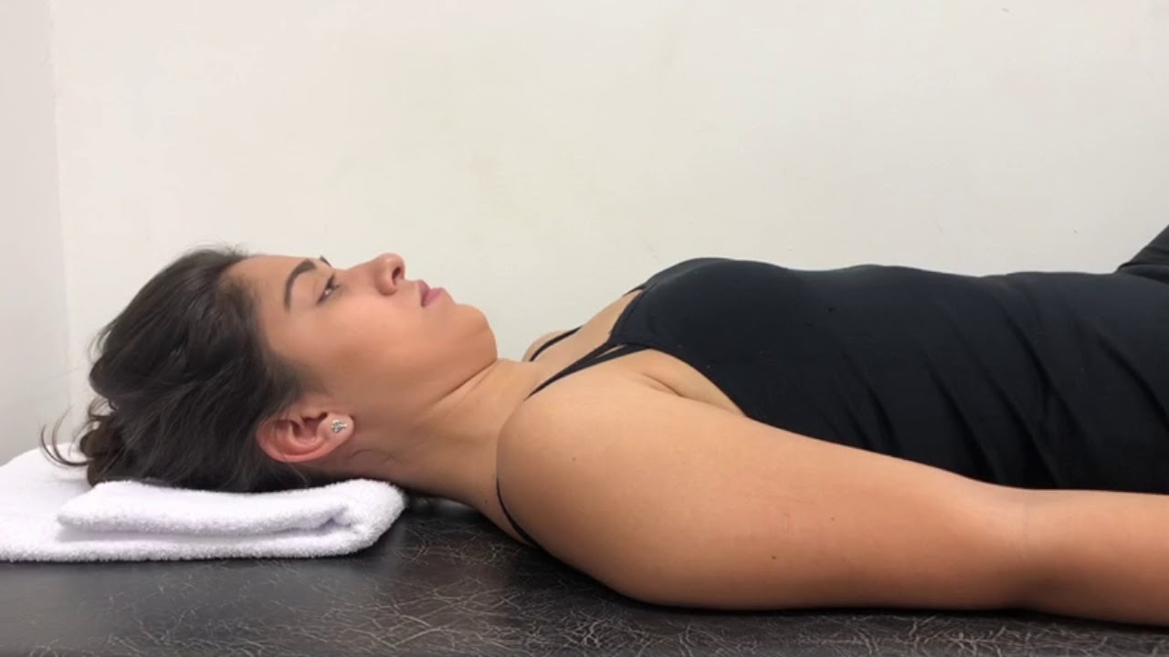 Retração cervical deitado - Exercício de Cefaleia e DTM