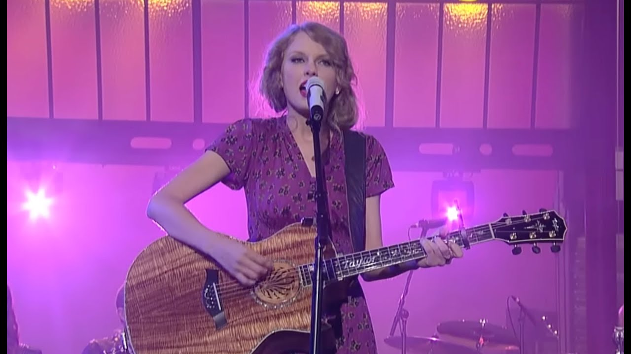 Taylor Swift - Back To December (Live on Letterman)