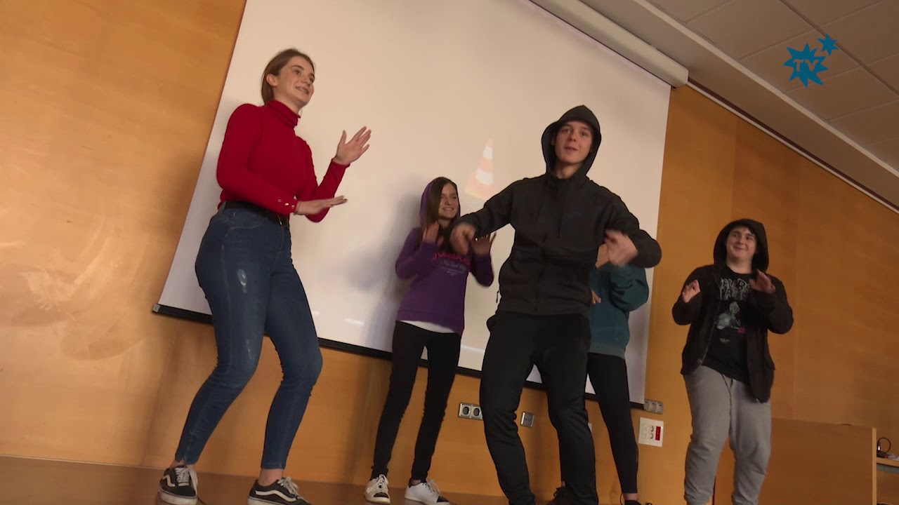 Los alumnos de Instituto “llenan” de actividades La Nucía con Rap, Pilota y ruta cultural