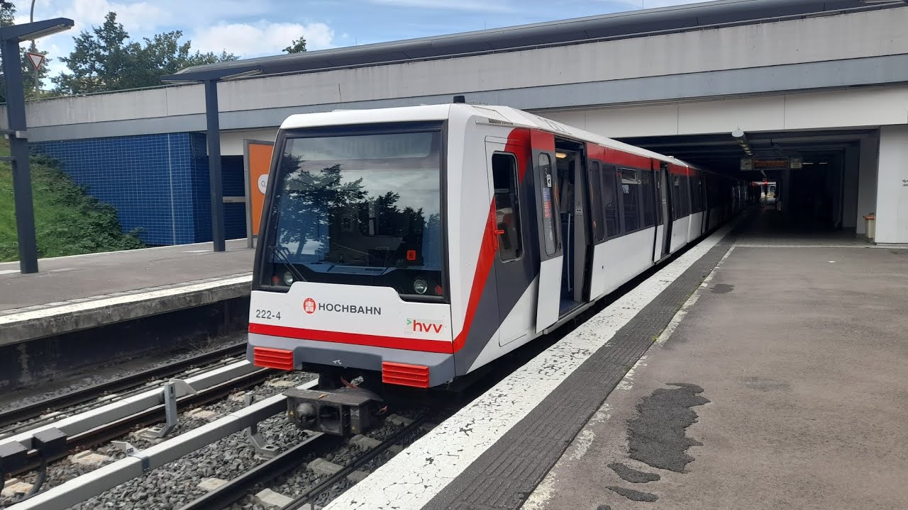 Mitfahrt in der U2 von Billstedt bis Niendorf Markt im DT4.6