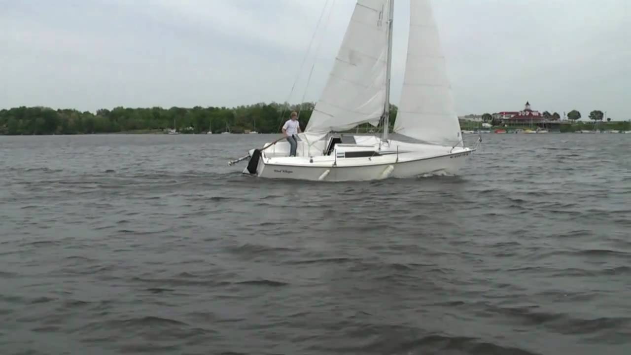Hunter 23 sail.mp4