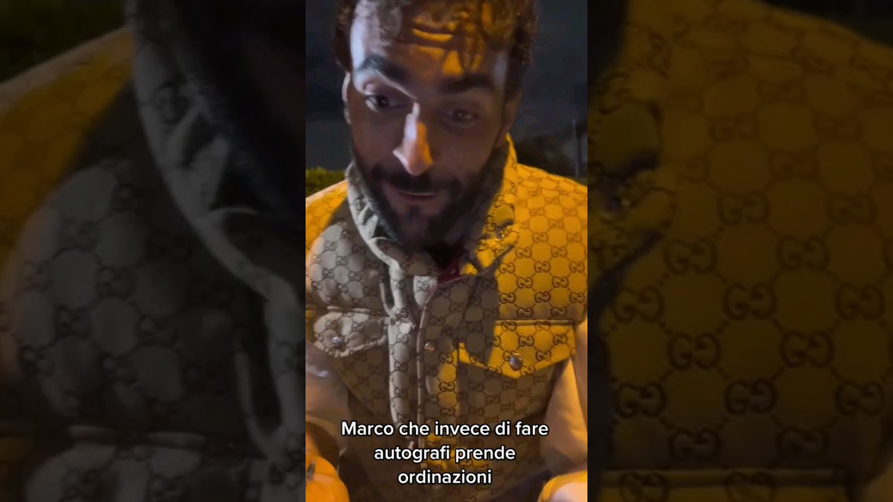 MARCO MENGONI PARLA IN NAPOLETANO CON I FAN#mengoni #marcomengoni #shorts #youtubeshorts 💯💥💯💥