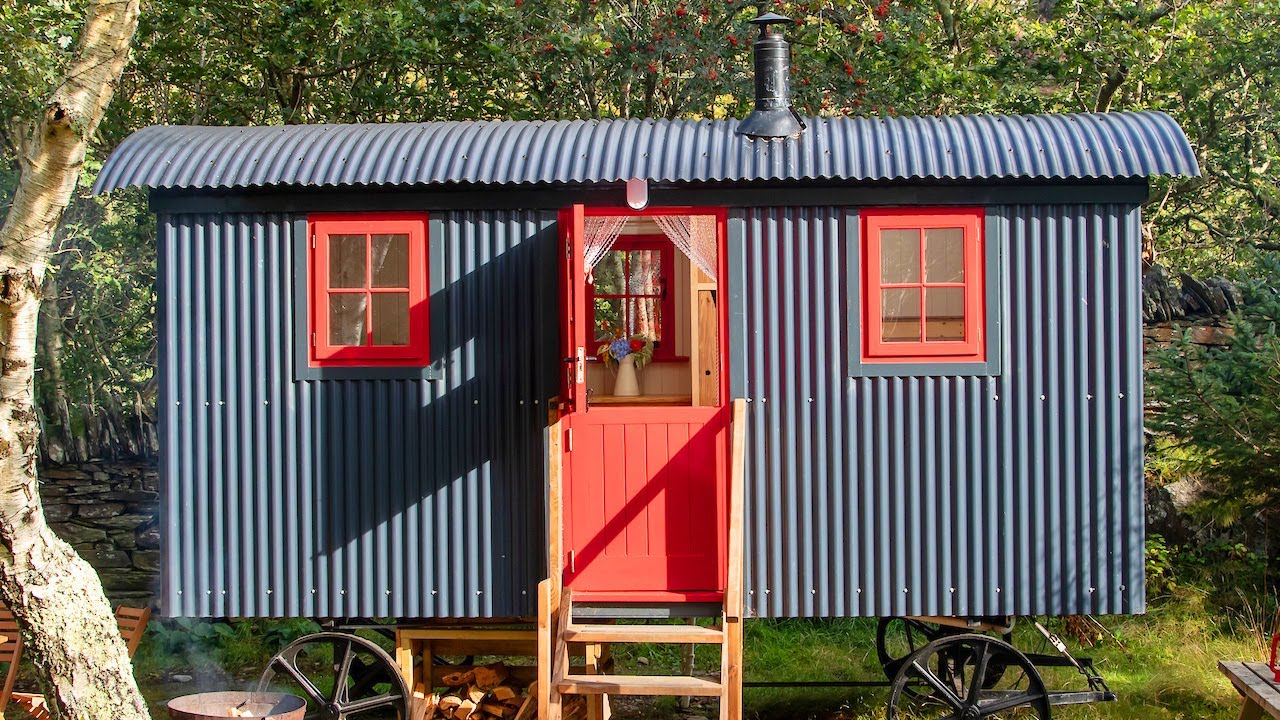 Luxurious The Kingates Farm Shepherds Huts Cottage