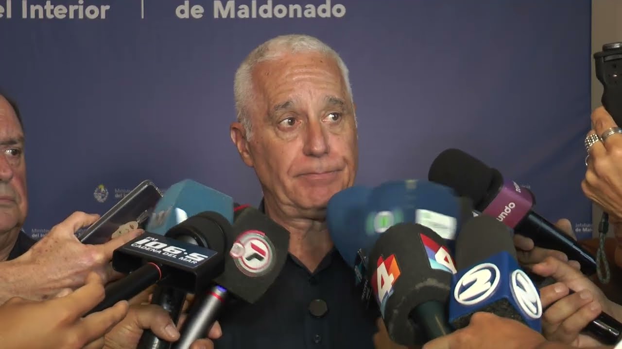 Rueda de prensa del Ministro del Interior, Dr  Carlos Negro en Maldonado