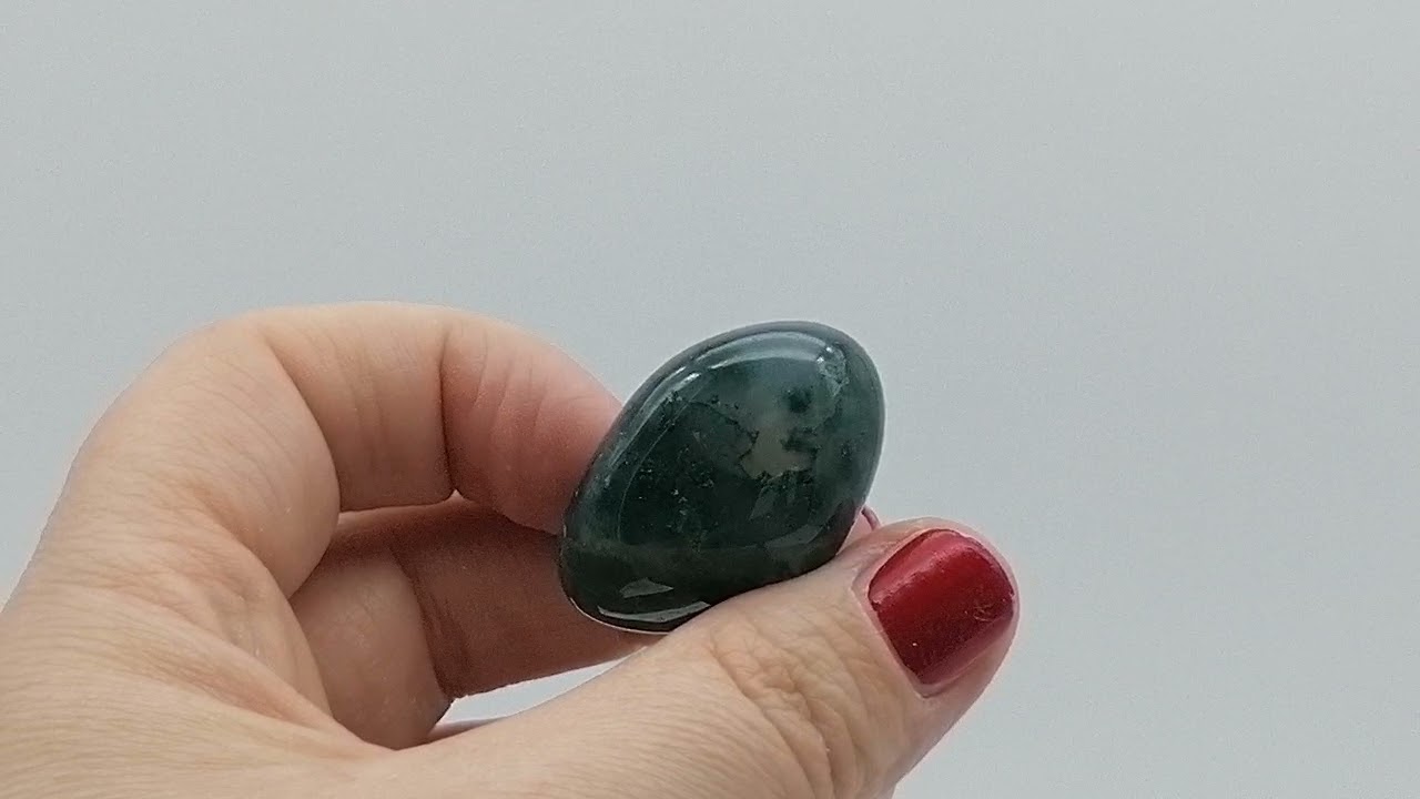 La pierre roul&eacute;e agate mousse