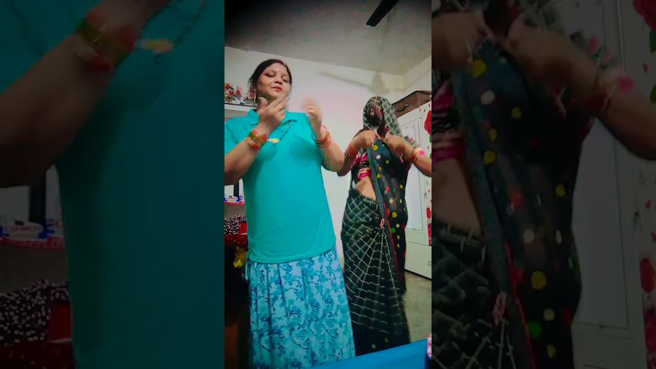 Chanda se tero Roop..@ParulSinghofficial84 👌👏✌️🤣🤣🤣 please video ko share Karen