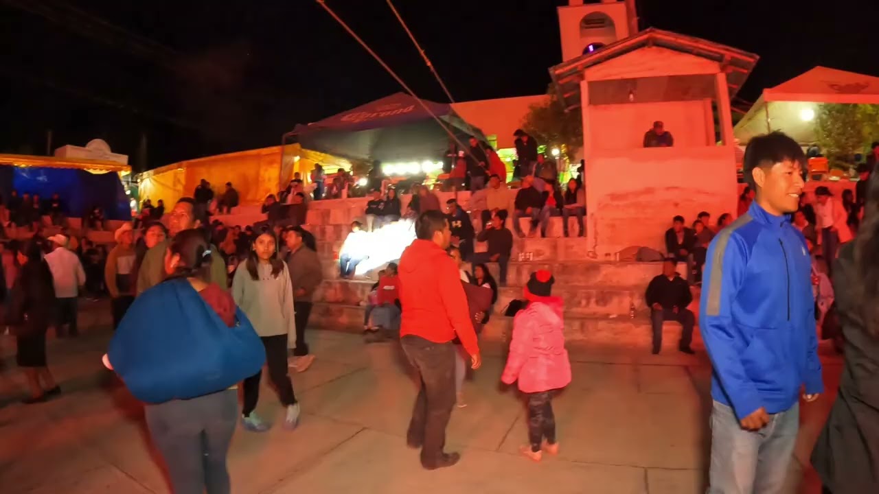 PETER JR Y SU VERANO EN MAGDALENA PEÑASCO OAXACA BAILE DE FIESTA 
