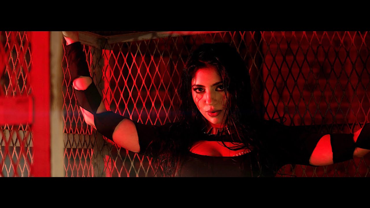 MONIQUE - UNA NOCHE MÁS (Official Music Video)