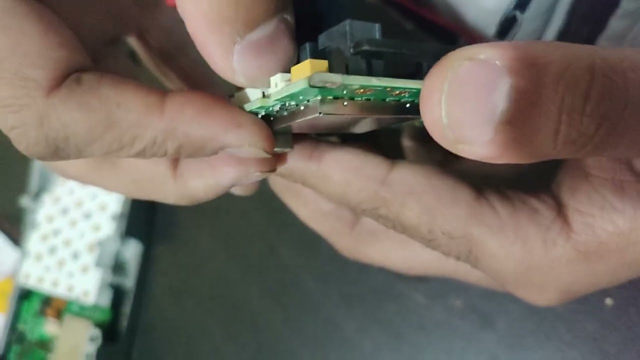 تغيير فريم وفحص شامل كونتاكت VX520