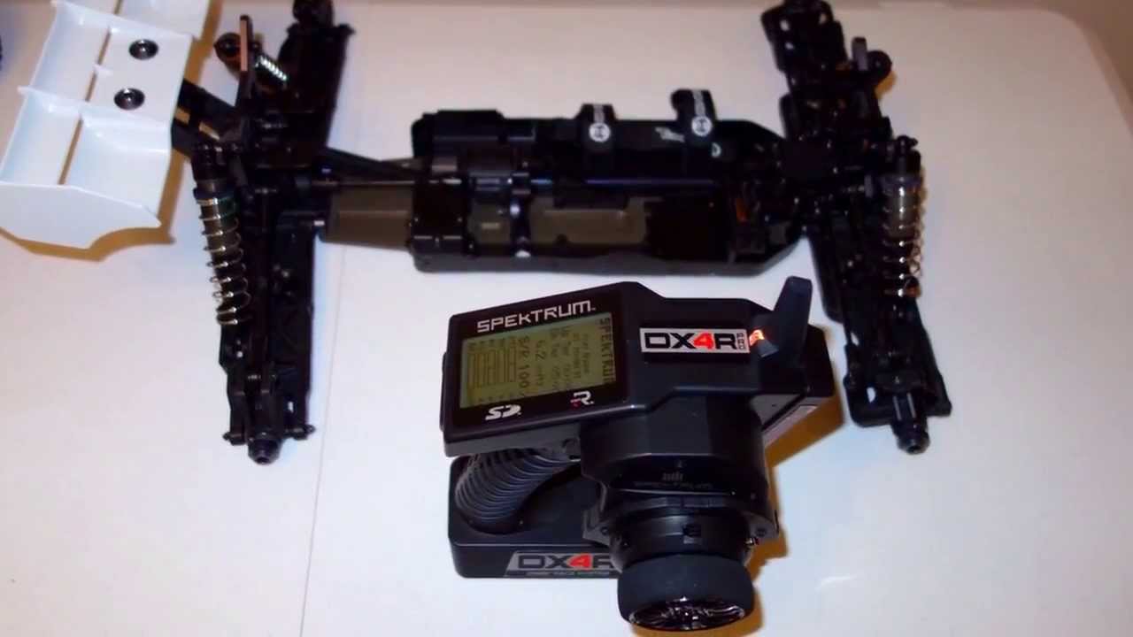 TEKNO ET48 1/8 TRUGGY (Build pictures)