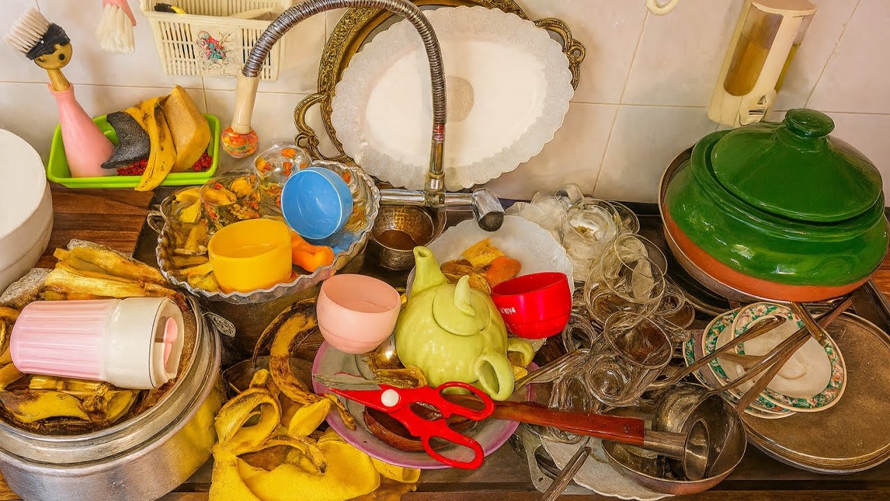 Dish Washing — Soft Sponge Work for Calm Moments