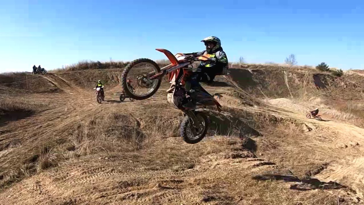 Enduro Husaria - TO JEST ENDURO (zabawa, porażka, błoto, wypadek, wheelie, podjazdy, skoki)