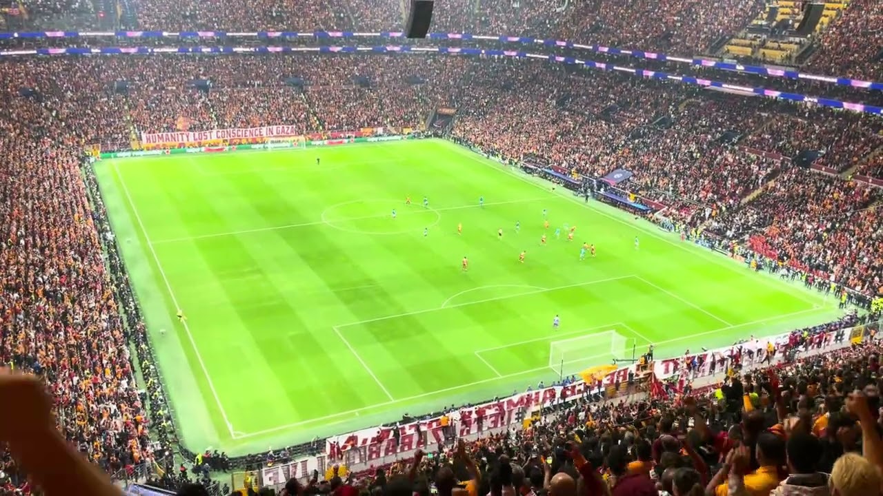 Galatasaray - Liverpool (30.09.2025) İlk Devre - Tribün