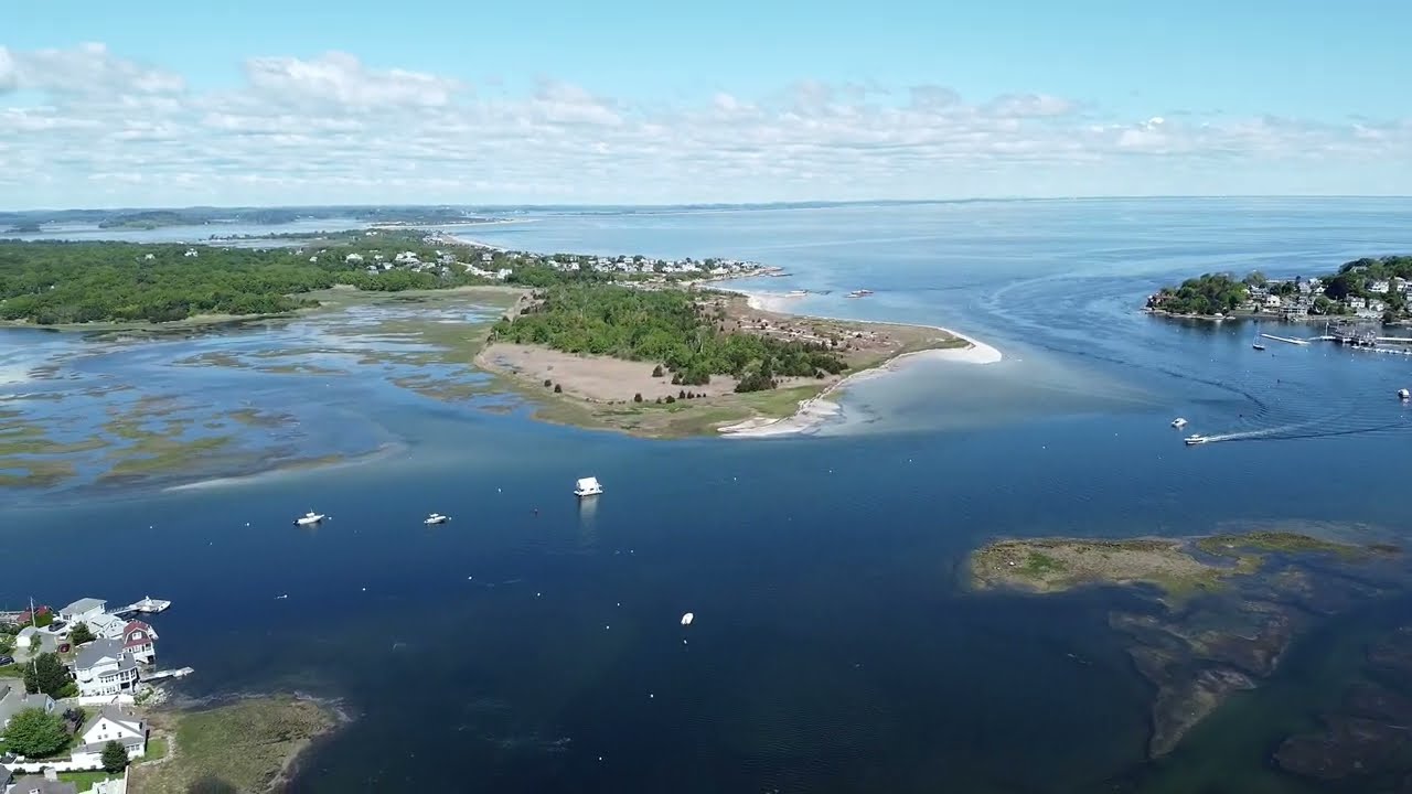 Cruise Along the Annisquam