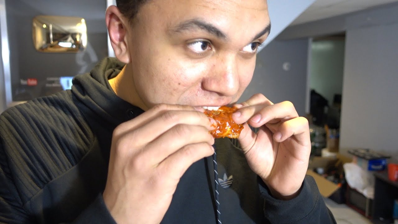 EATING THE HOTTEST WINGS EVER!!