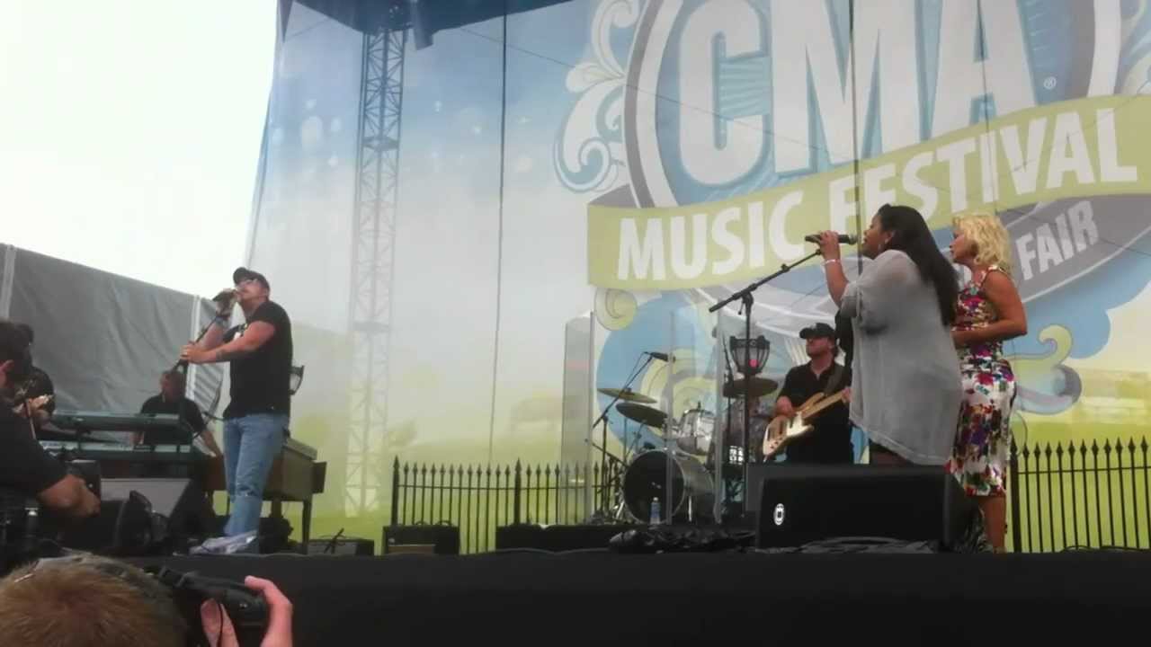 Jesse Keith Whitley Preforming Miami,My Amy with his mom Lorrie Morgan