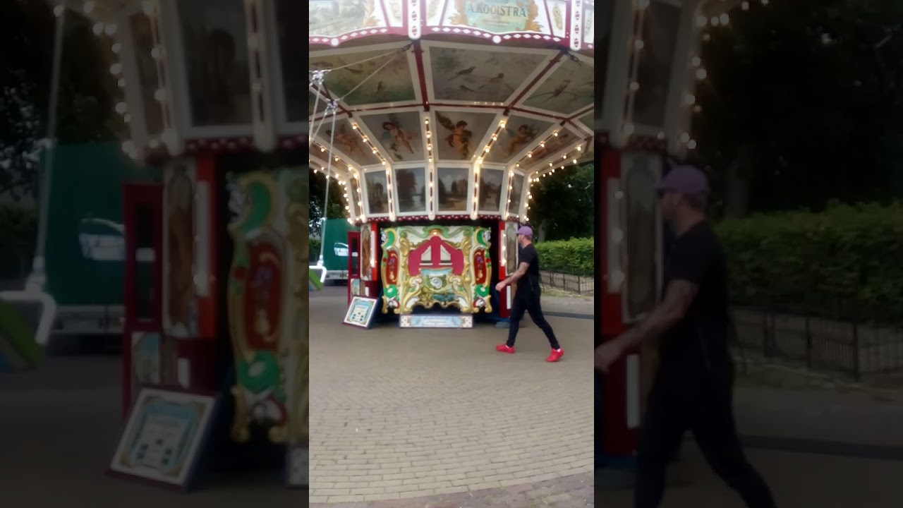 Zweefmolen Appie Kooistra kermis Ried Friesland 2019.