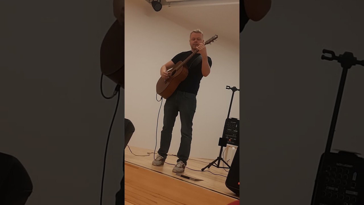 Tomi Paldanius Seinäjoen kirjastossa 7.4.24