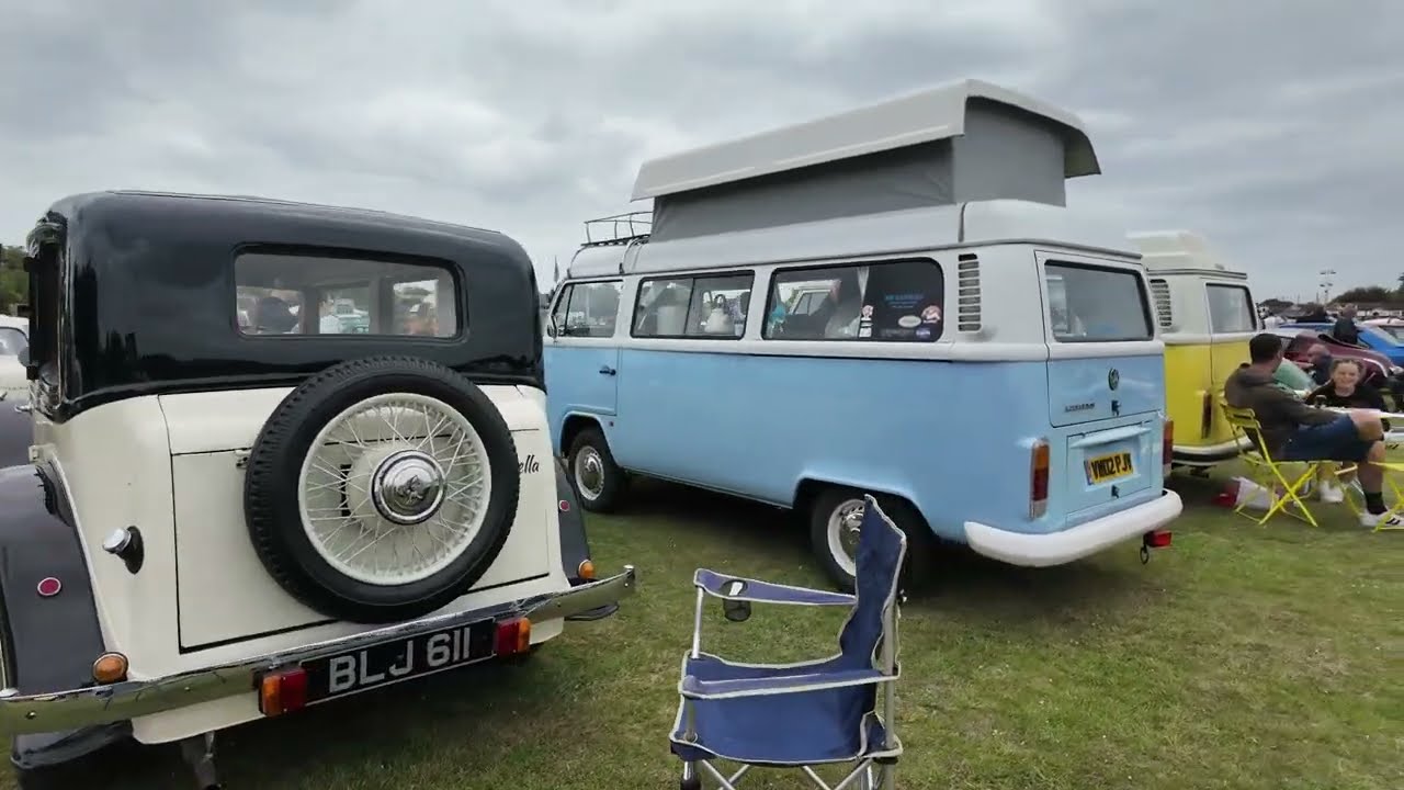 Walking at Clacton on Sea Essex Classic car show event 18 may 2025 video Part 3