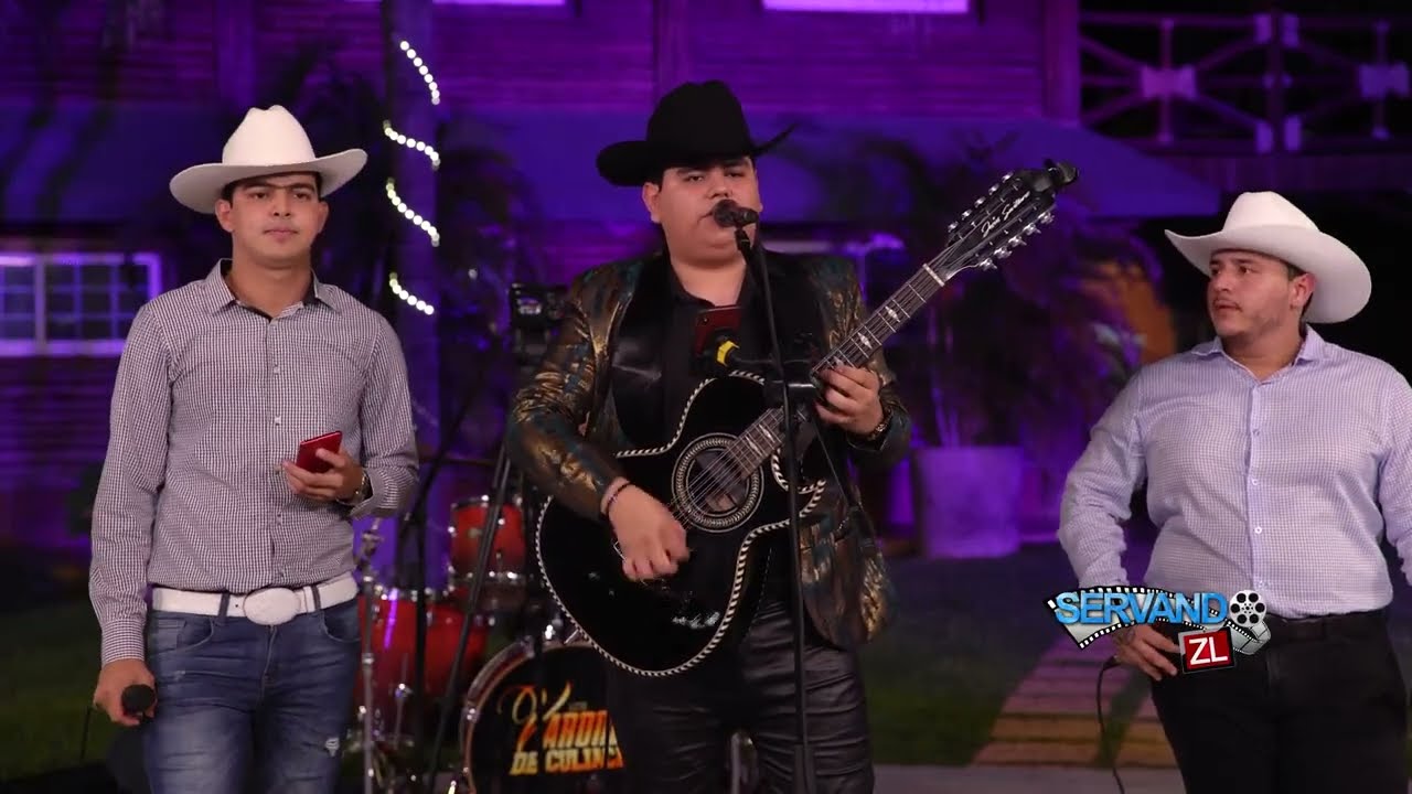Los Juniors de Mexicali Ft. Grupo Arriesgado - Poncho el de Chacala (EN VIVO)