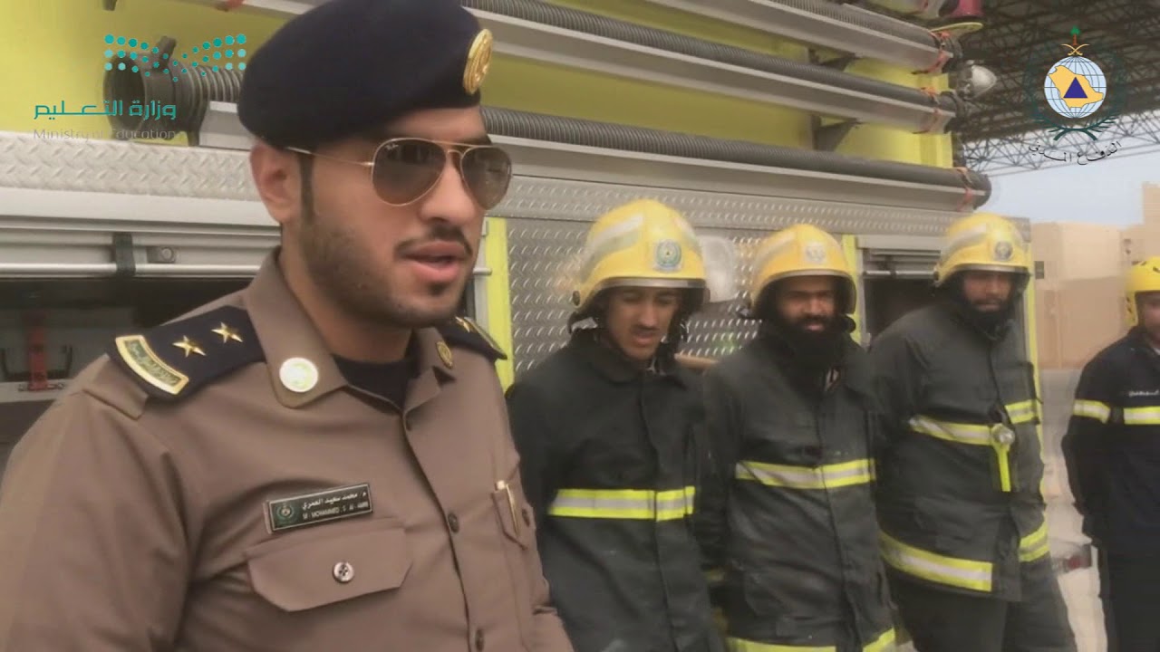 زيارة الدفاع المدني لمجمع الأمير محمد بن فهد التعليمي
