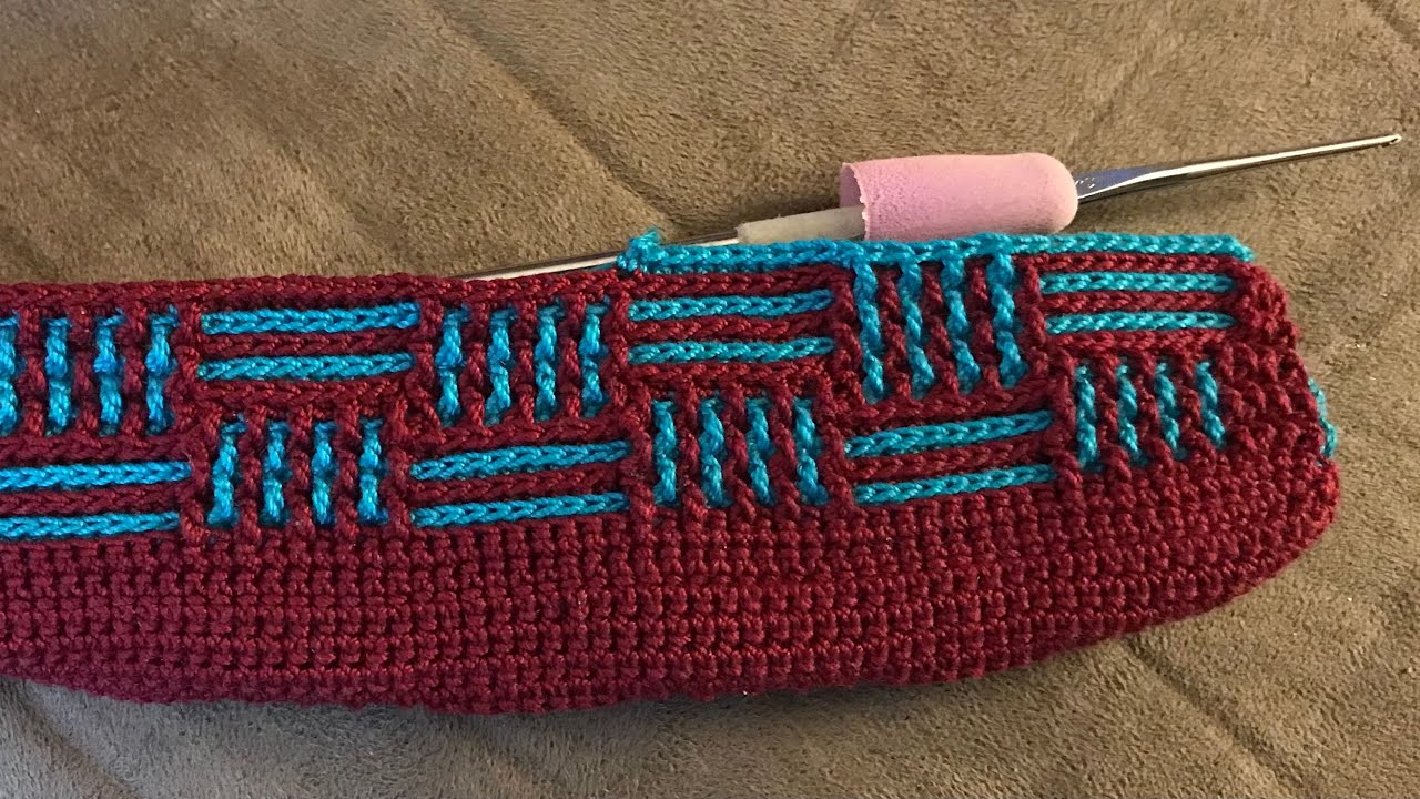 Eliminate the gaps and slant of typical overlay mosaic crochet with my “Top Post” method.