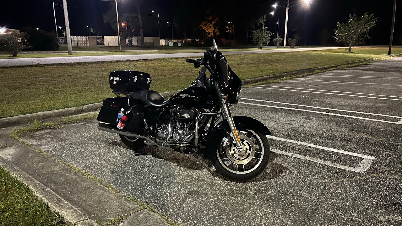 Installing Amazon Passing Lights on a 2012 Harley Davidson Street Glide