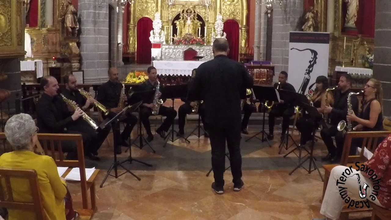 Divertimento en D Mayor (W. A.  Mozart) -  Teror Saxophone Academy 2018