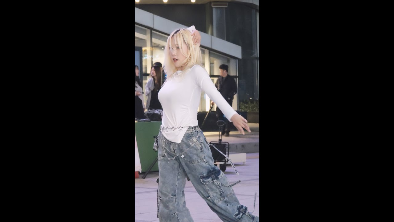 HEXIA 다시만난세계 소녀시대 신촌 직캠 헥시아 여성댄스팀 251116