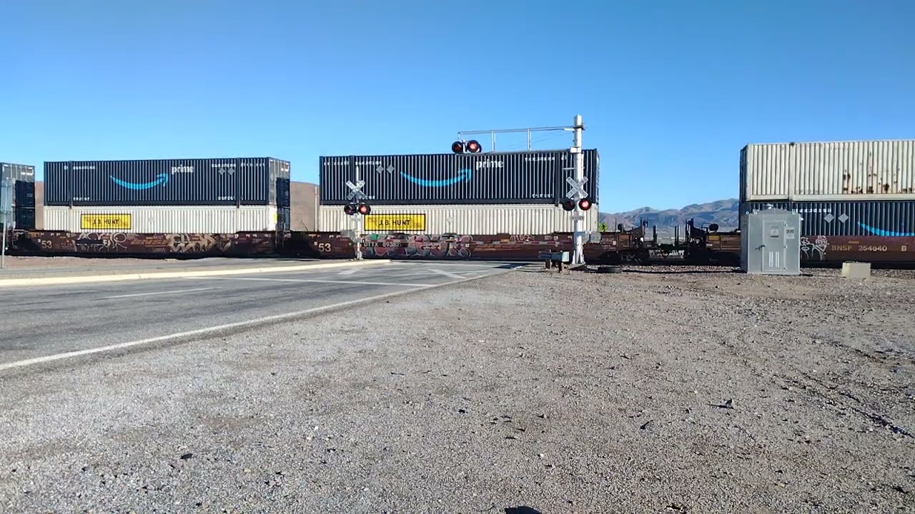WB BNSF Z Train At Daggett CA! #bigbossrailfanner