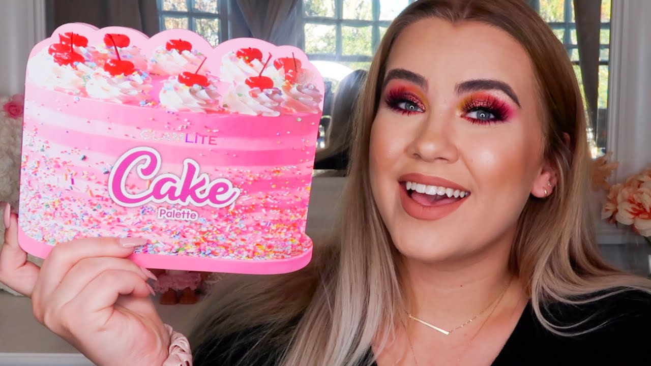 CAKE EYESHADOW PALETTE!? GLAMLITE REVIEW | Paige Koren
