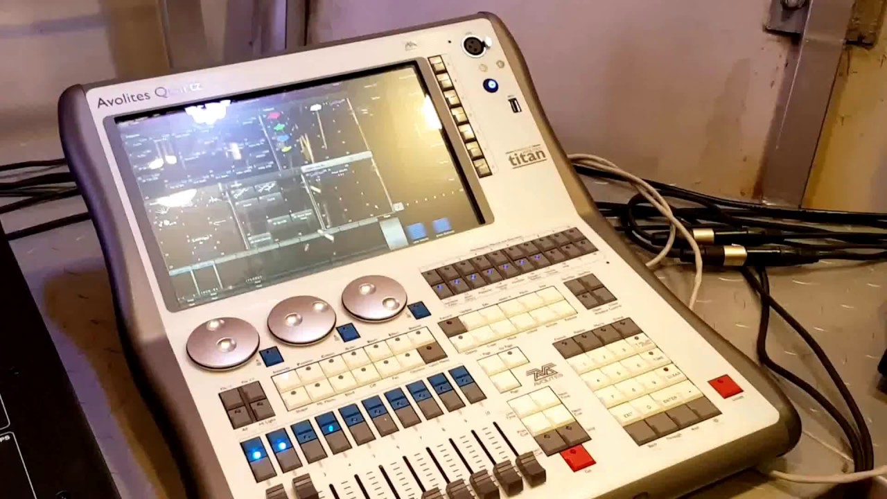 Como conectar una consola Titan de Avolites a un conversor ArtNet/DMX