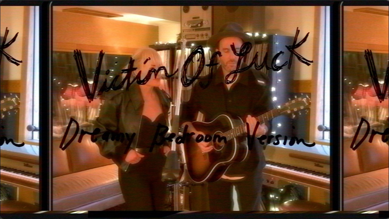 Metric - Victim Of Luck (Dreamy Bedroom Version)