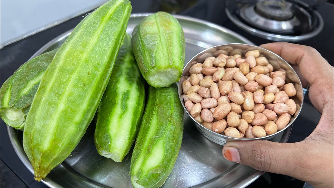వచ్చిన చుట్టాలకు బీరకాయ పల్లీలతో ఒక్కసారి ఇలా చేసి చూడండి కోరన్నంగానే కాదు పెరుగన్నంలో కూడా తింటారు