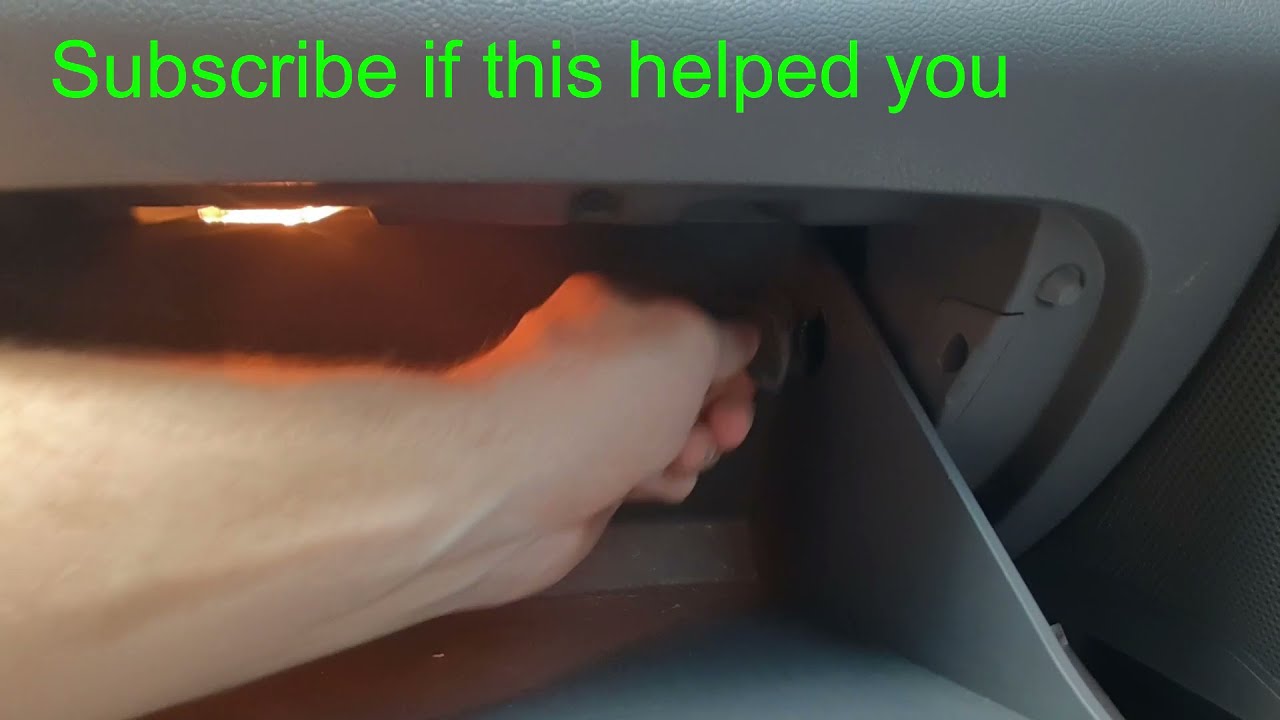 How to Change a Cabin Air Filter on a Hyundai Sonata 2011, 2012, 2013, 2014