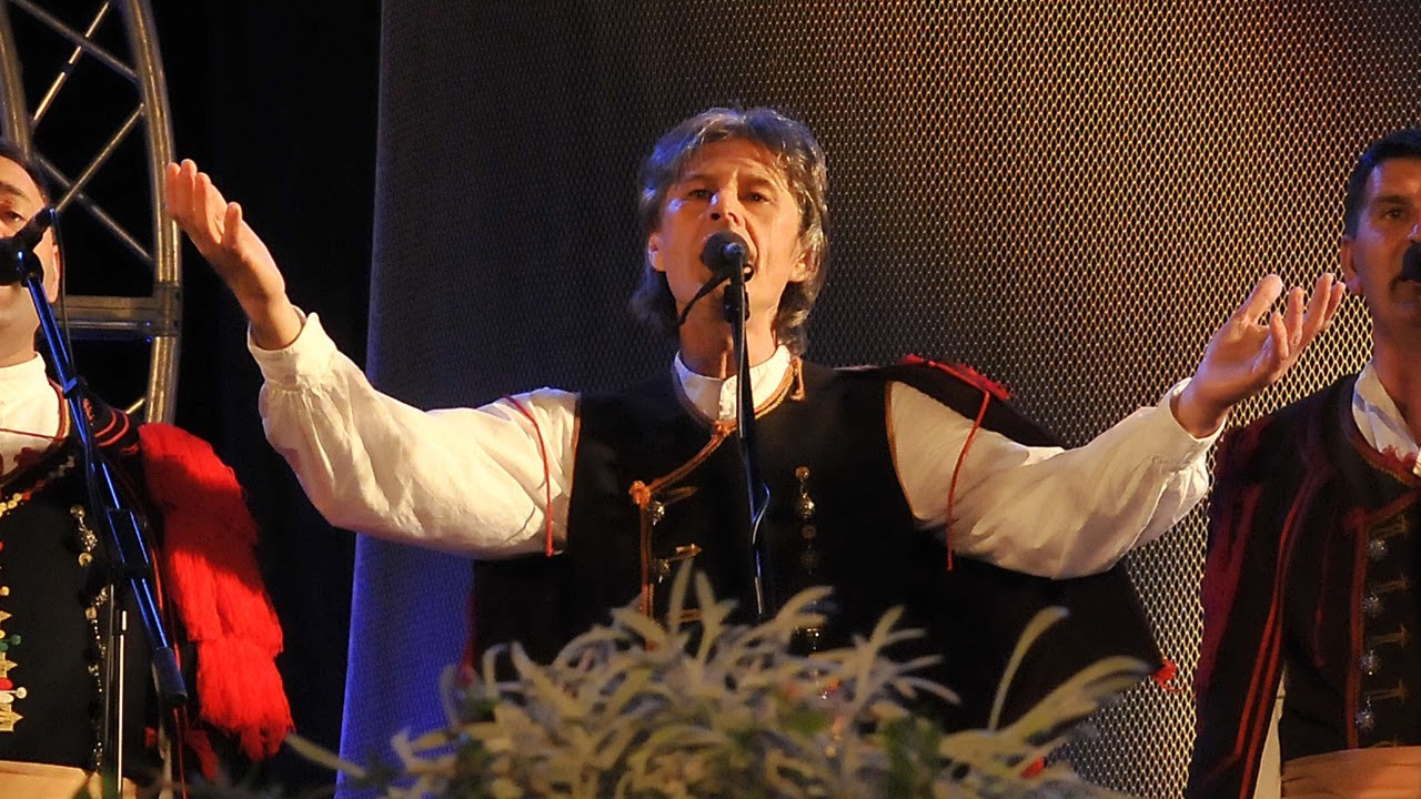 Lijepa moja - Klapa Maslina (Poljud 2008)