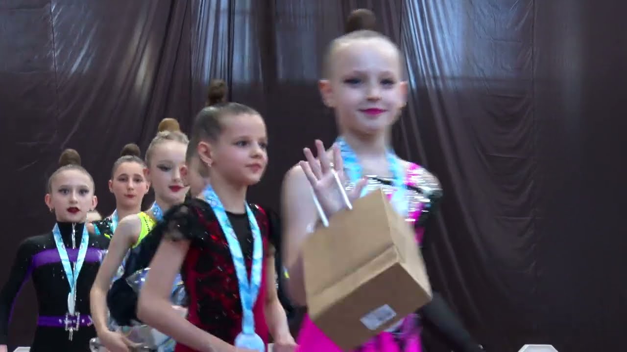 Парад закриття та нагородження гімнасток 2015 р н  турніру Olympic dream 2026 м  Буча