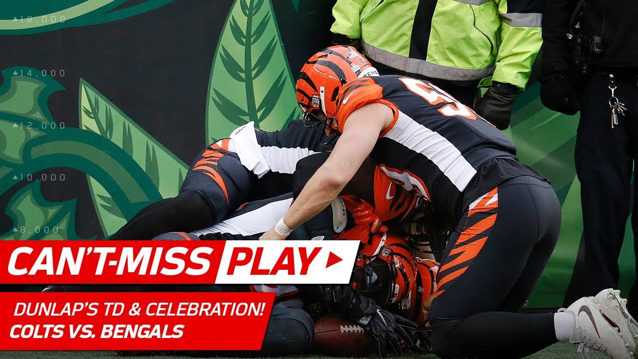 Carlos Dunlap's Clutch Pick Six & Weird Dogpile Celebration! | Can't-Miss Play | NFL Wk 8 Highlights