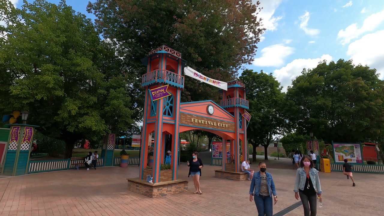 Walibi Rhones Alpes walking 2021