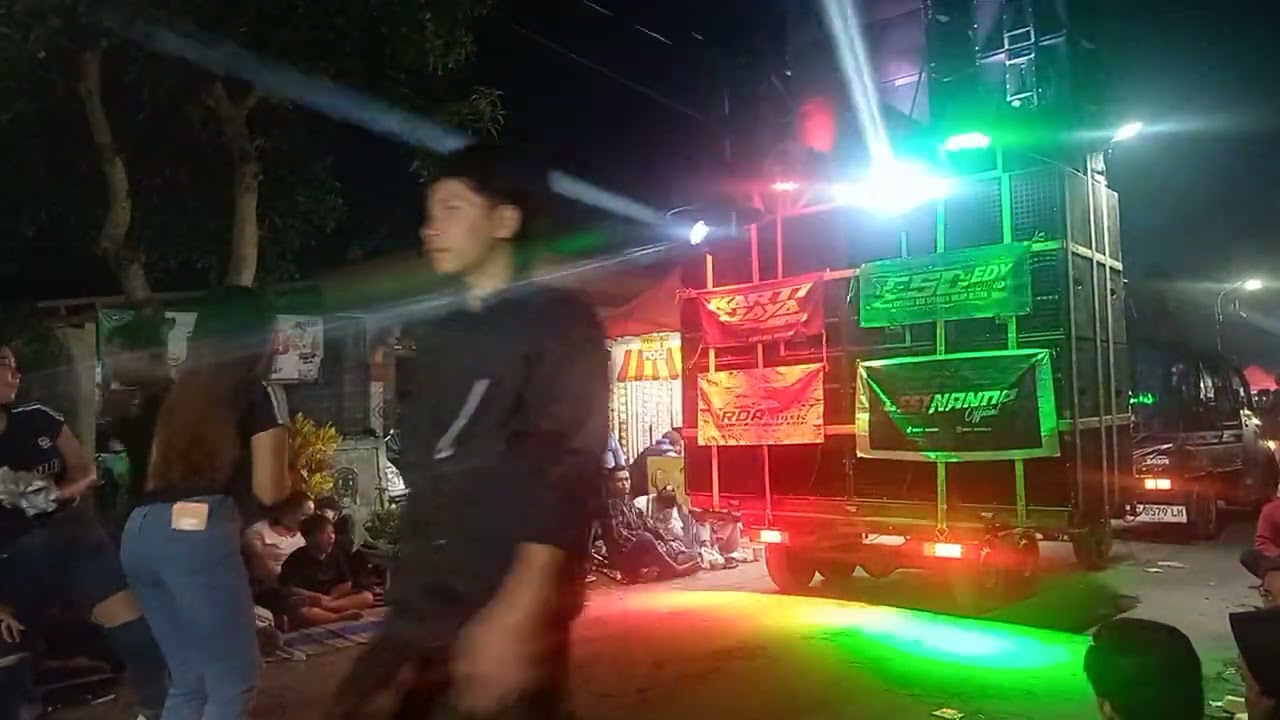 Parade sound horeg Karanggondang