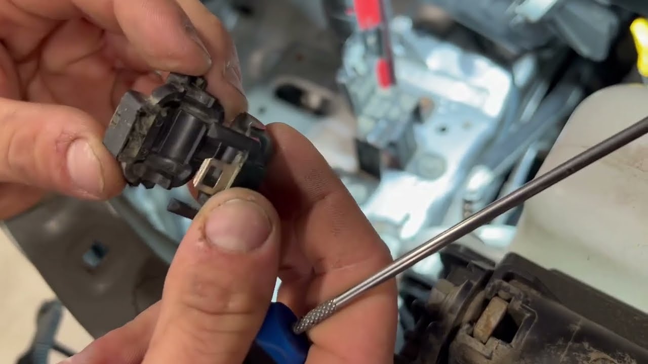 2012 ￼Toyota Quick-Connect AC Line Release ￼