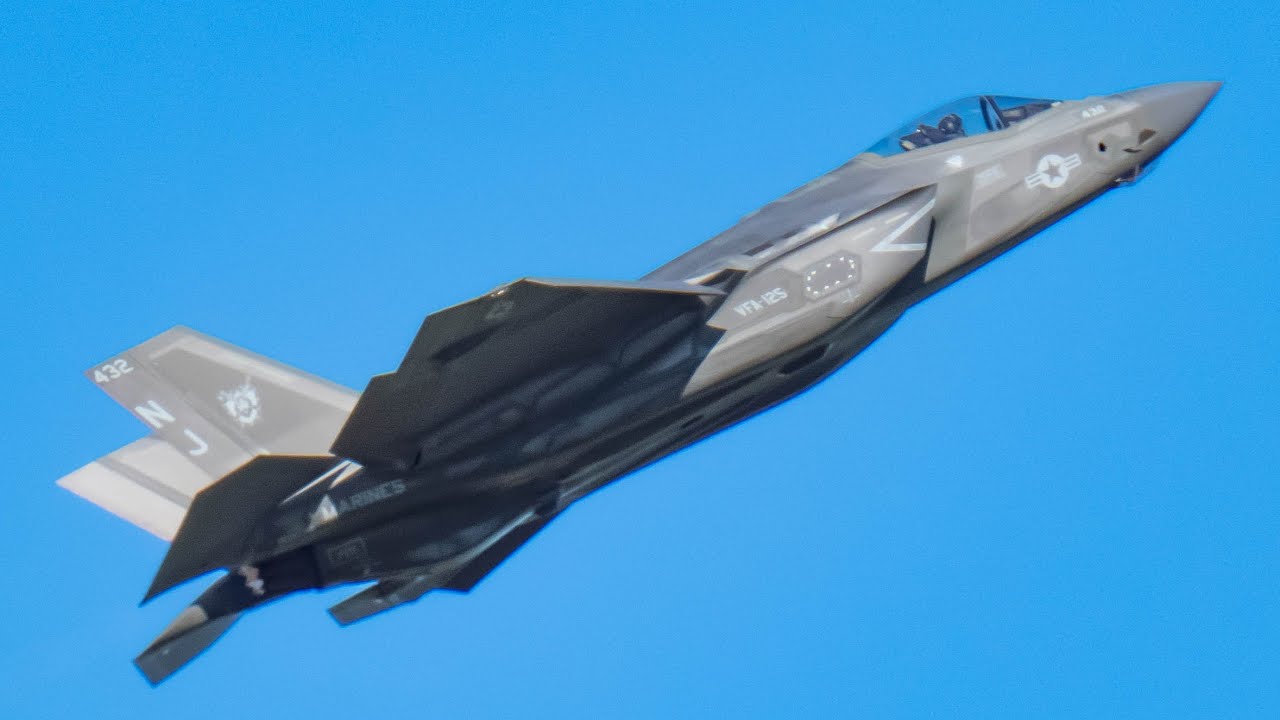 LOUD Fighter Jets And Military ACTION! Oshkosh AirVenture 2022