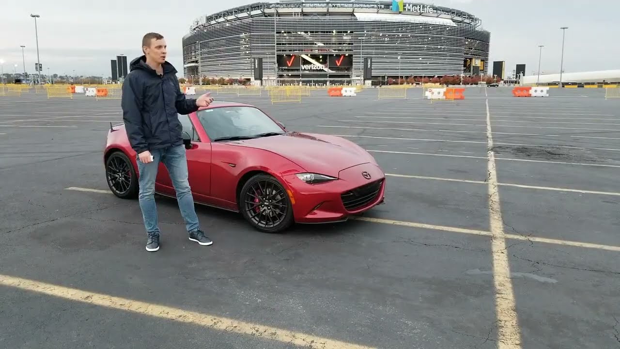 Мазда MX-5 2.0 автомат. Комплектация Гранд Туринг. Mazda Miata MX-5 2.0 automatic.