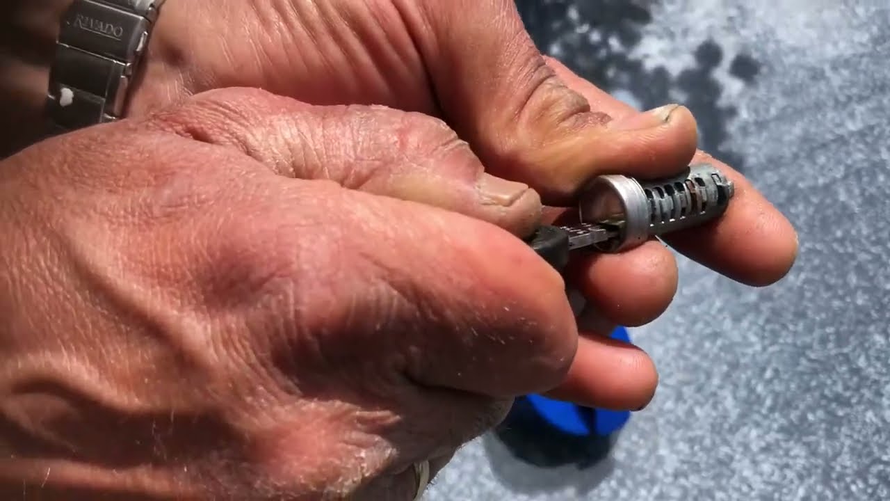 Demontageschlüssel einfach selber machen 100% How to make disassembly key | easy tutorial