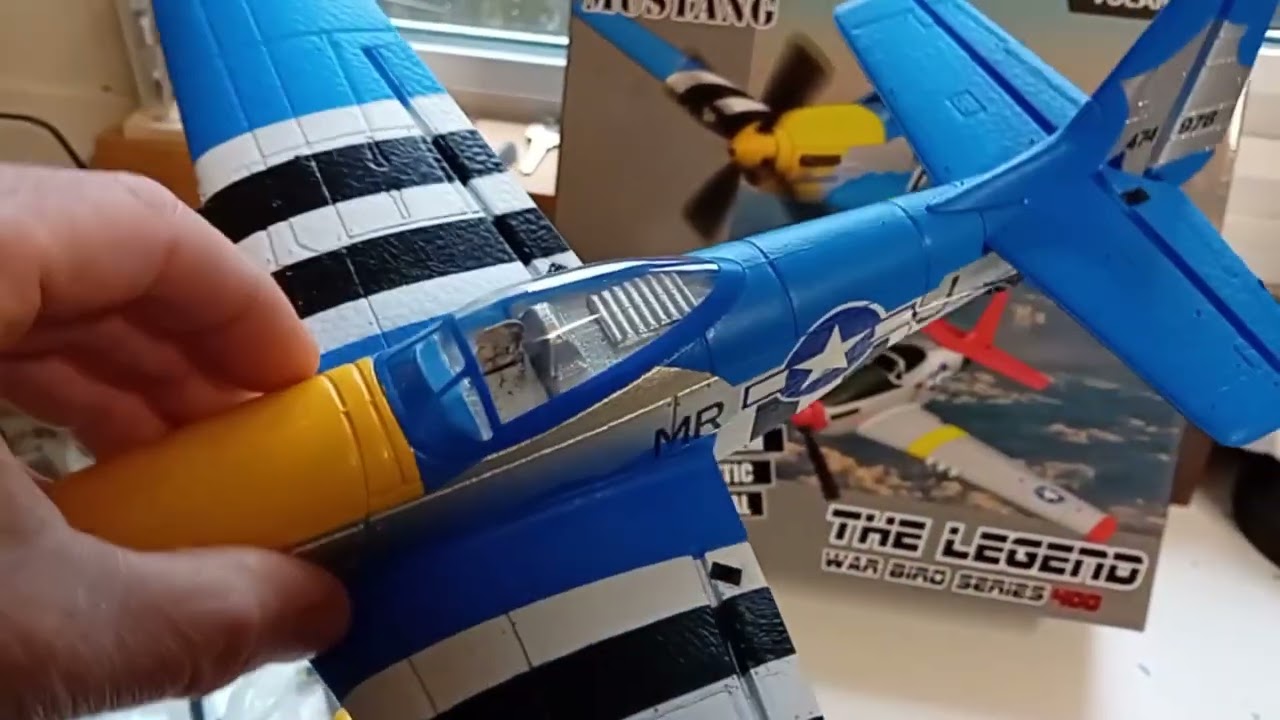 VolantexRC P-51D Mustang review Pt.1 (unboxing, no flying) by RC Airplane World