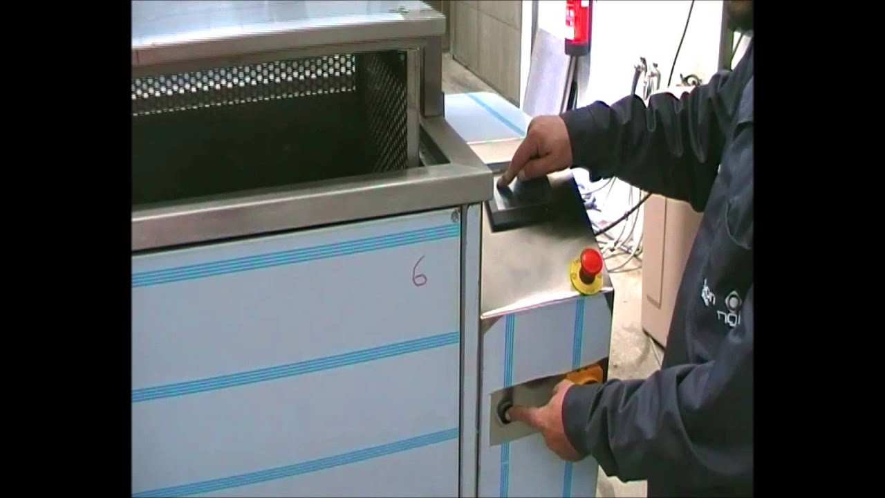 MUS Line: Safe deep tank (pan washer) / Unidade de descarboniza&ccedil;&atilde;o de utens&iacute;lios