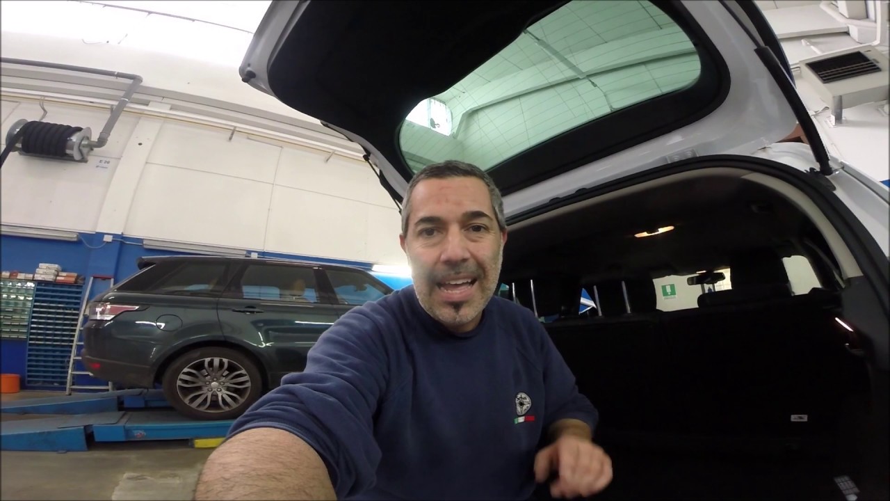 Ford Bmax Smontaggio fanalino