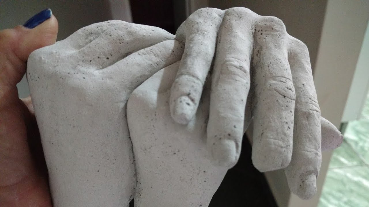 Mãos de gesso ( molde alginato)